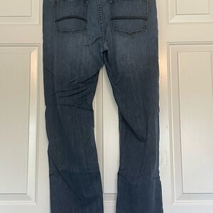 Tommy Bahama 38x32 Jeans Men’s Dark Wash Stevie Standard Fit Tag